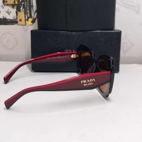 New Authentic Prada Black & Red Sunglasses – Modern Luxury Design PR16Y - Picture 12 of 13